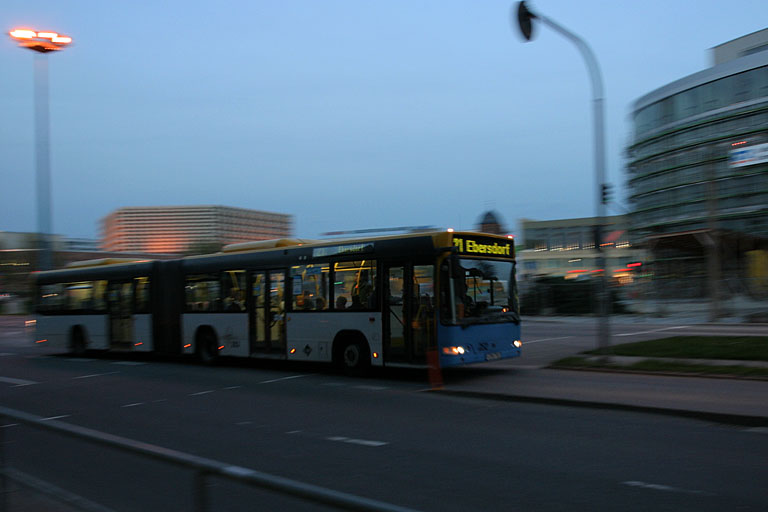 Schnellbus